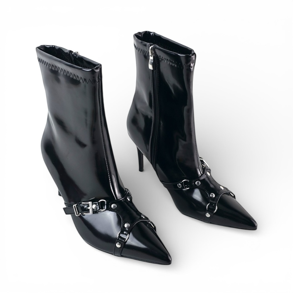 Fashion Nova Black Patent Pointed Toe Stiletto Harness Booties - Size 8.5 - Picture 2 of 4